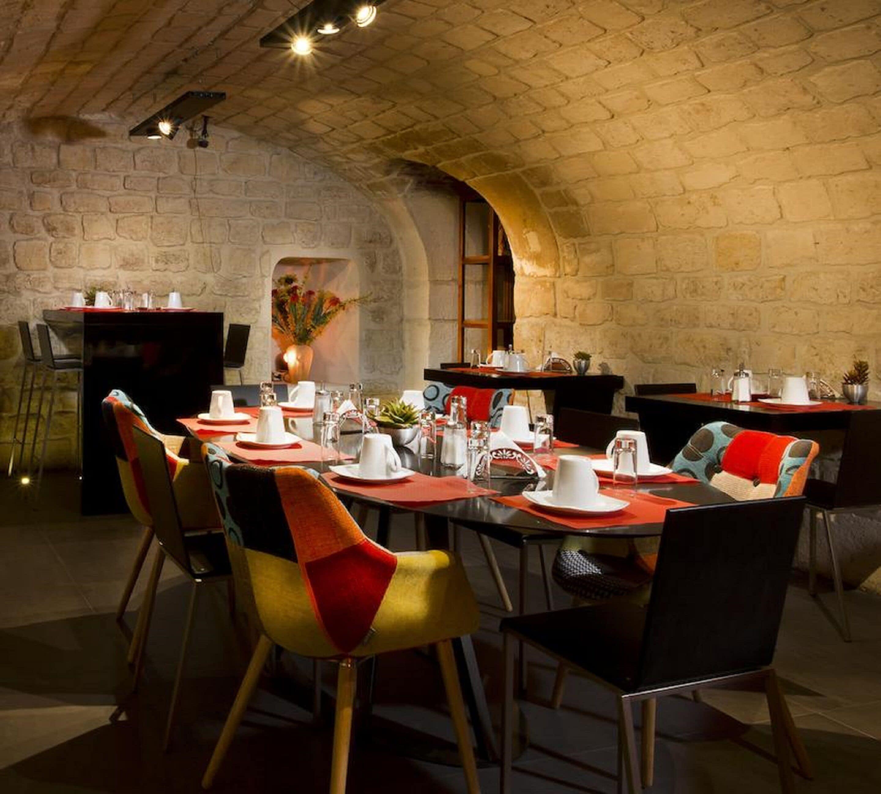Elixir Hotel
